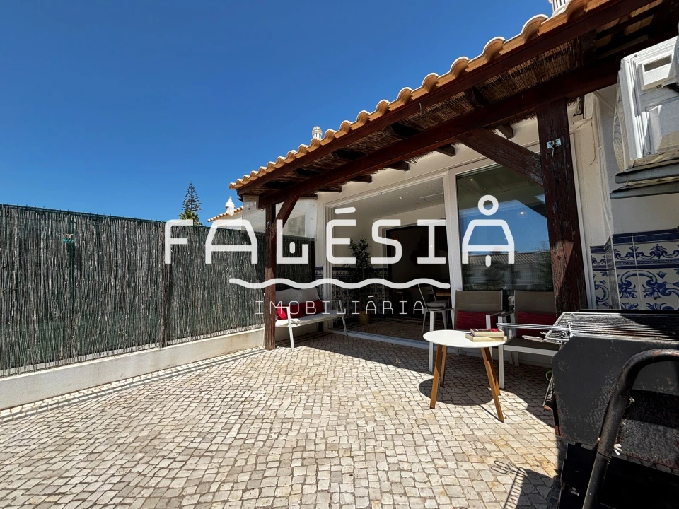 Moradia T2 para Venda em Albufeira e Olhos de Água Foto 25