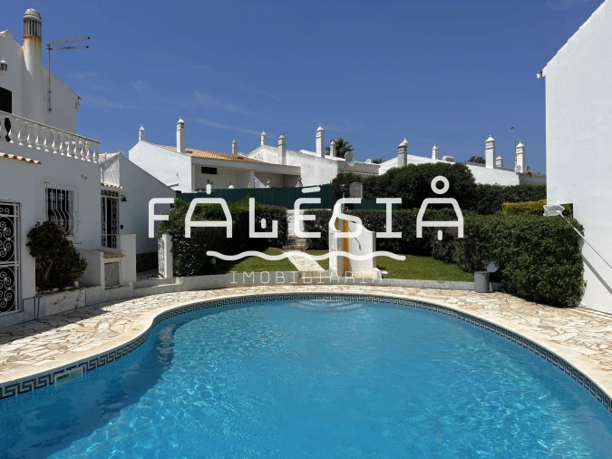 Moradia T2 para Venda em Albufeira e Olhos de Água Foto 45