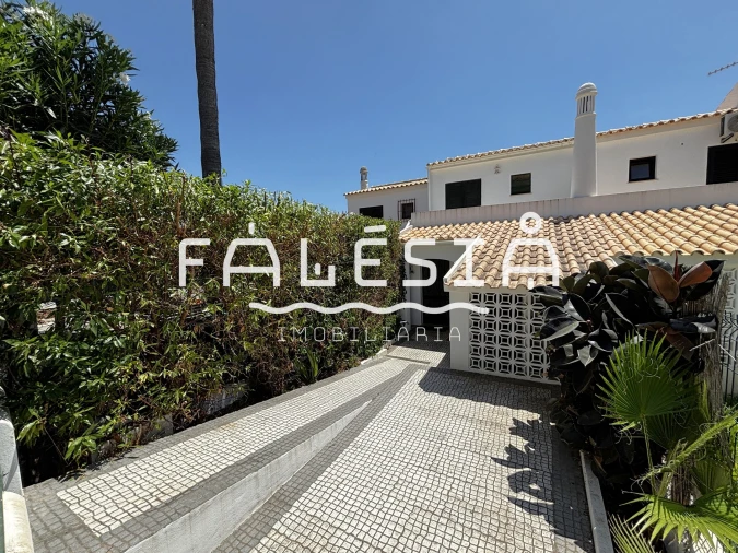 Moradia T2 para Venda em Albufeira e Olhos de Água Foto 2
