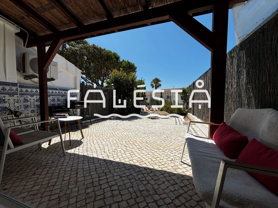 Moradia T2 para Venda em Albufeira e Olhos de Água Foto 21