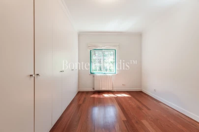 Apartamento T4 para Arrendamento em Cascais e Estoril