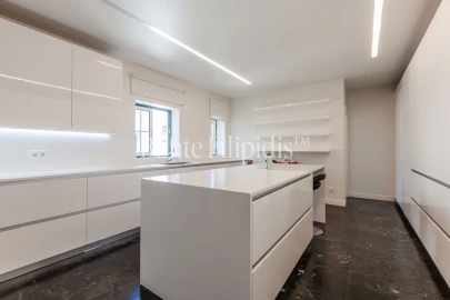 Apartamento T4 para Arrendamento em Cascais e Estoril