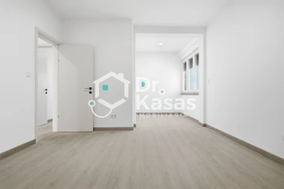Apartamento T4 para Venda em Seixal, Arrentela e Aldeia de Paio Pires