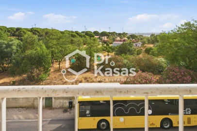 Apartamento T4 para Venda em Seixal, Arrentela e Aldeia de Paio Pires