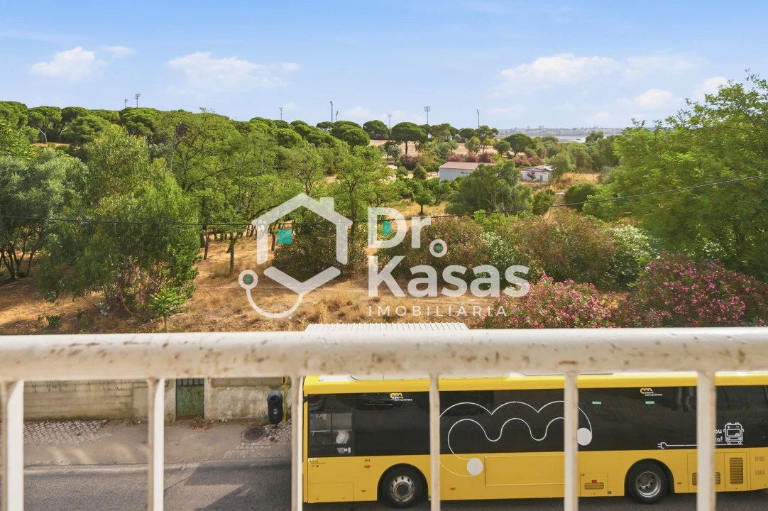 Apartamento T4 para Venda em Seixal, Arrentela e Aldeia de Paio Pires Foto 23