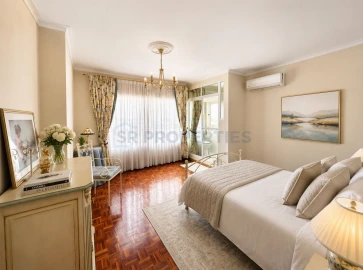 Apartamento T4 para Venda em Quarteira