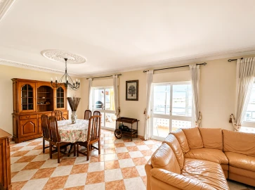 Apartamento T4 para Venda em Quarteira