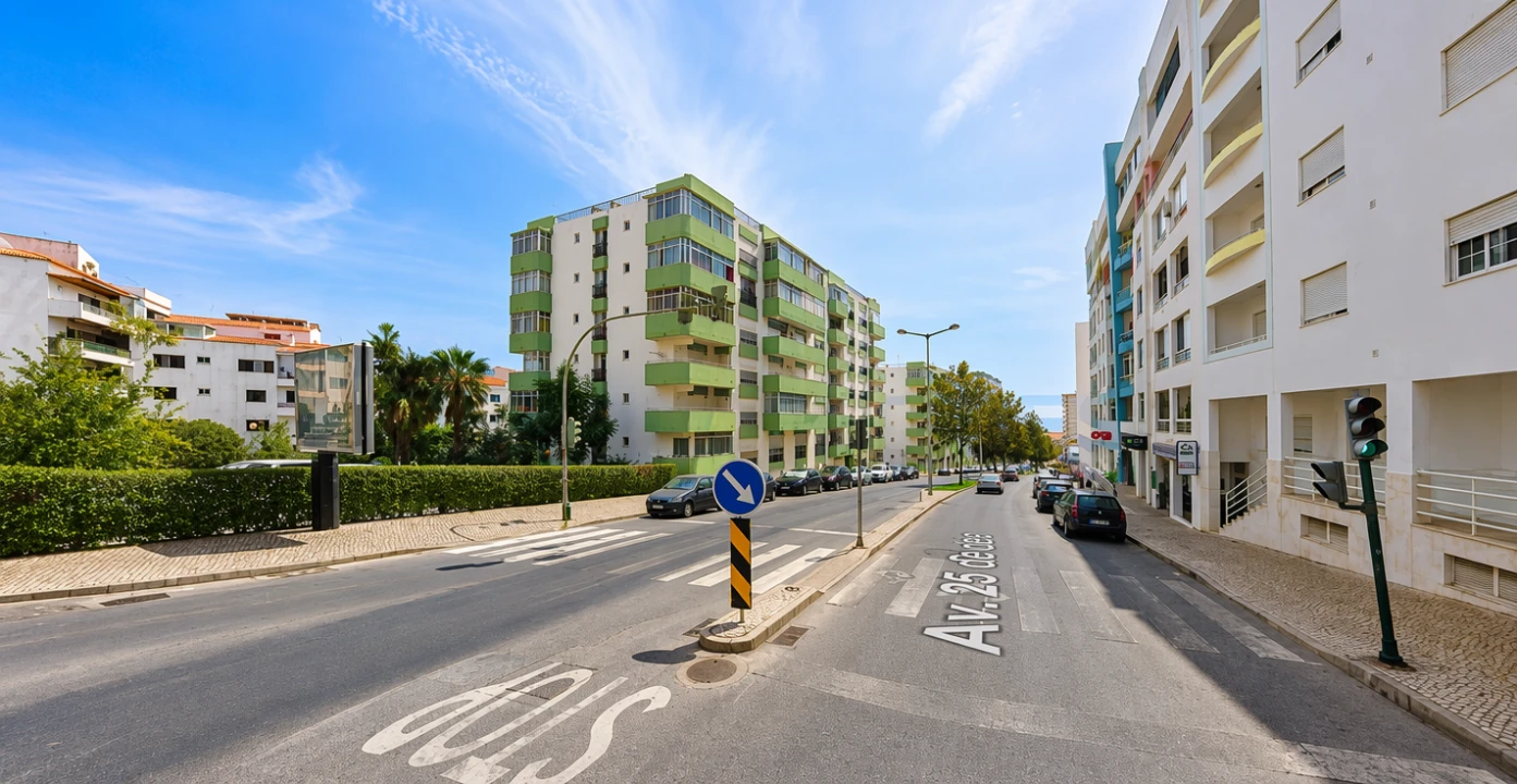 Apartamento T4 para Venda em Quarteira Foto 12