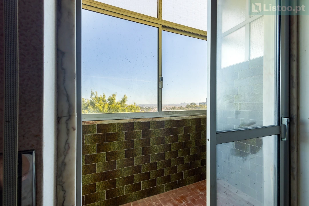 Apartamento T3 para Venda em Agualva e Mira-Sintra Foto 17