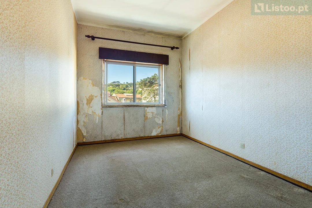 Apartamento T3 para Venda em Agualva e Mira-Sintra Foto 23