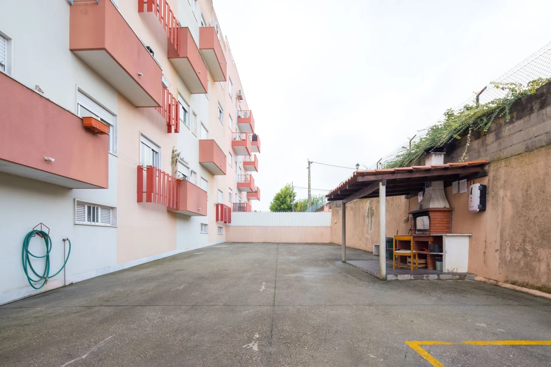 Apartamento T3 para Venda em Santa Iria de Azoia, São João da Talha e Bobadela Foto 21
