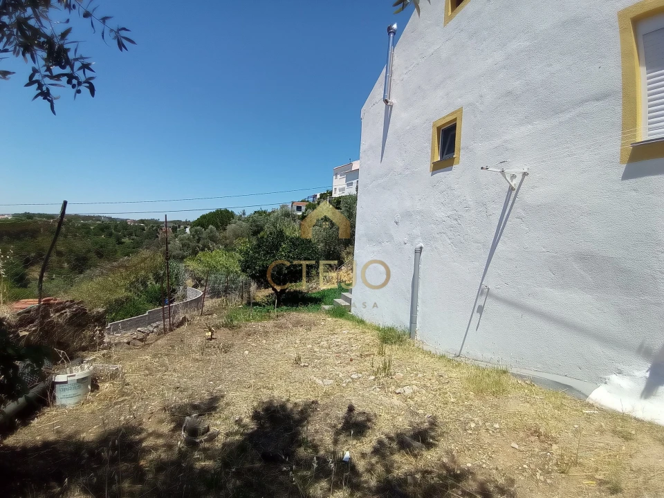 Moradia T3 para Venda em Ortiga Foto 28