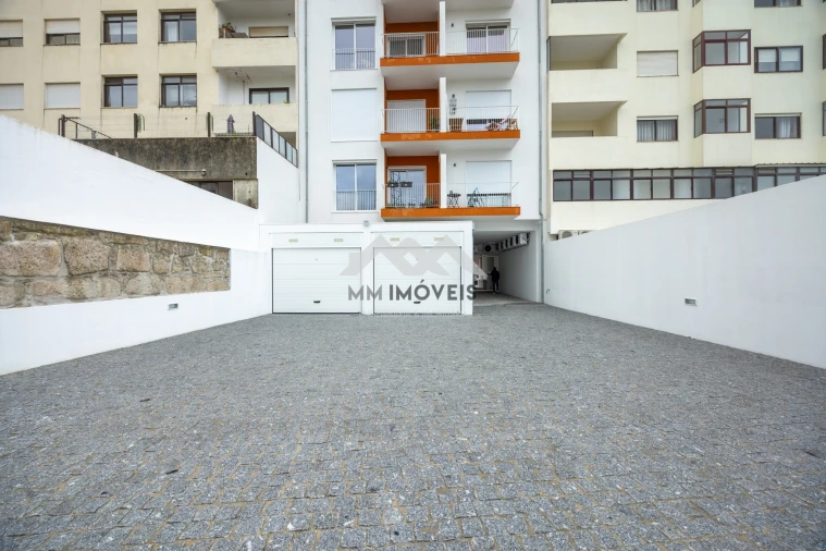 Apartamento para Venda em Rio Tinto Foto 5