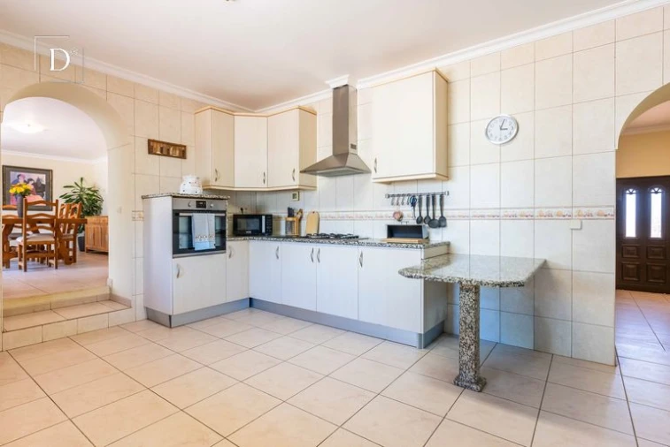 Negócio para Venda em Silves Foto 16