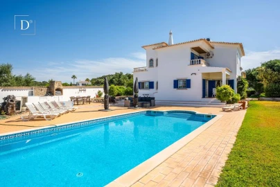 Moradia T3 para Venda em Loule (São Clemente)