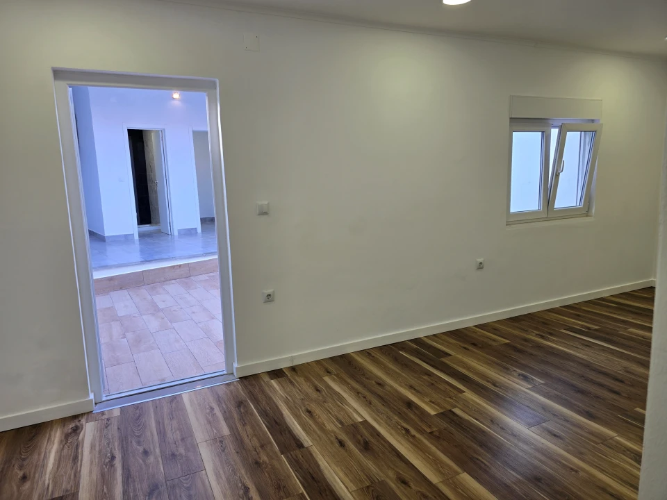 Moradia T4 para Venda em Santa Iria de Azoia, São João da Talha e Bobadela Foto 4