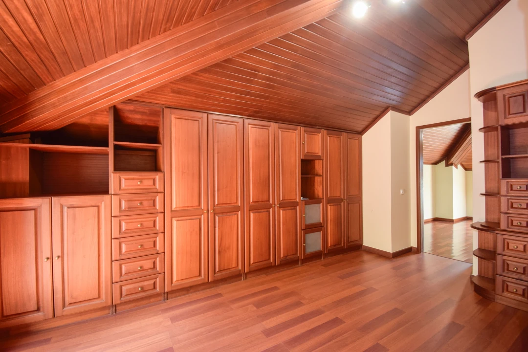 Apartamento T4 para Arrendamento em Agualva e Mira-Sintra Foto 25