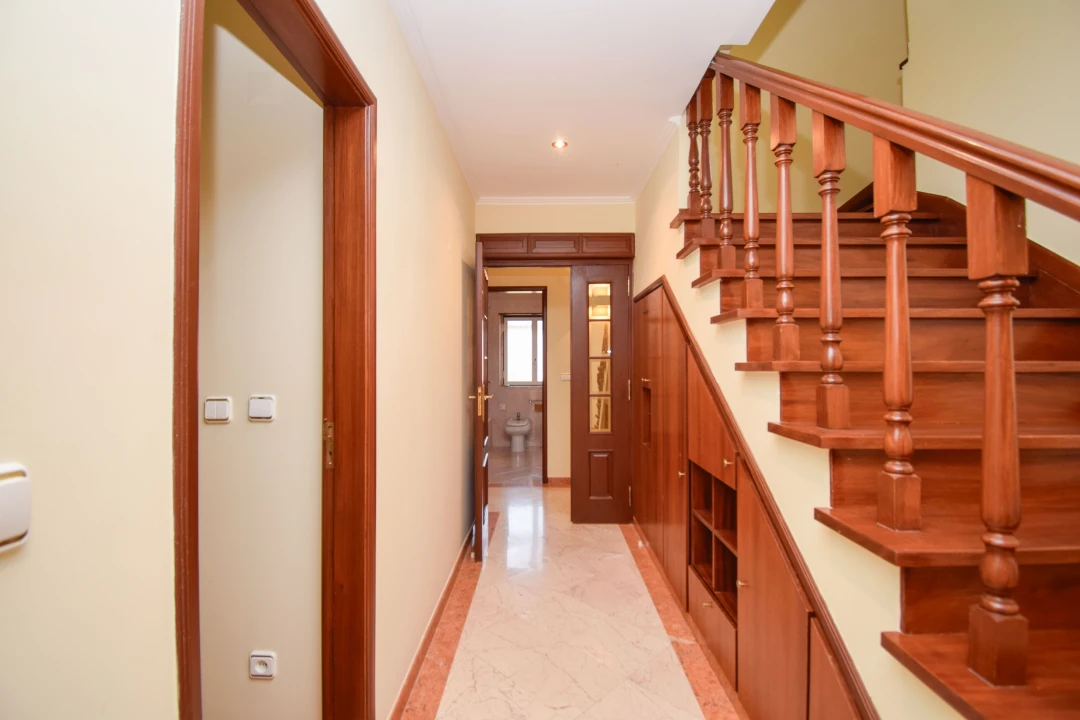 Apartamento T4 para Arrendamento em Agualva e Mira-Sintra Foto 21
