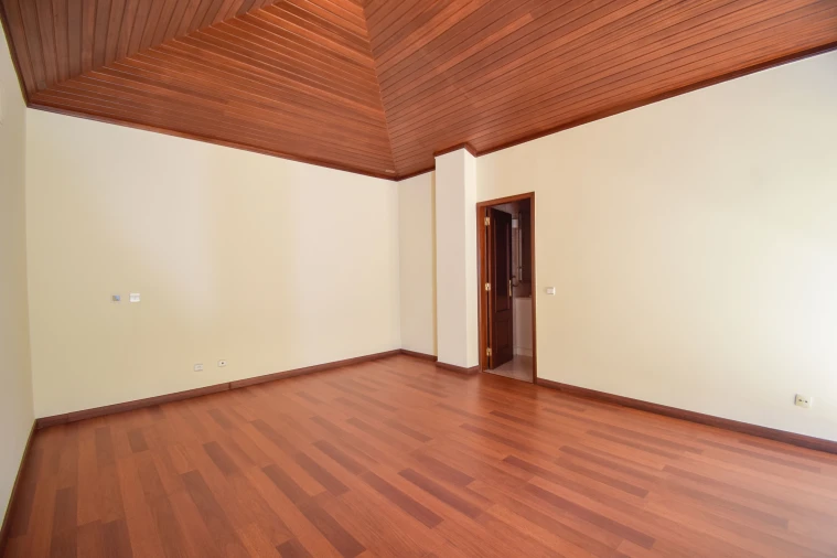 Apartamento T4 para Arrendamento em Agualva e Mira-Sintra Foto 28