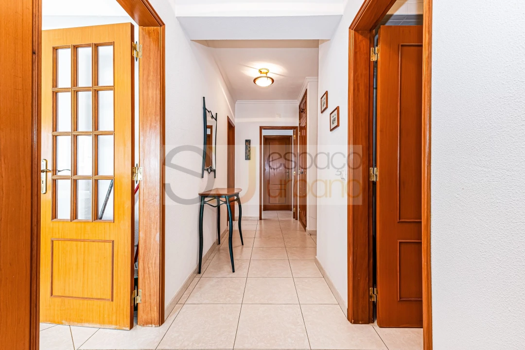 Apartamento T2 para Arrendamento férias em Armação de Pera Foto 2