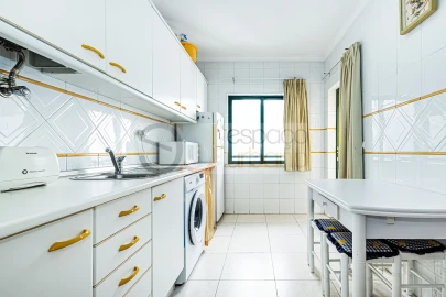 Apartamento T2 para Arrendamento férias em Armação de Pera