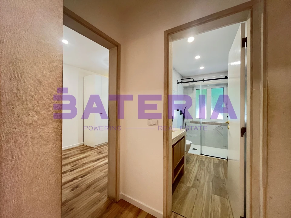 Apartamento T2 para Arrendamento em São Domingos de Benfica Foto 8