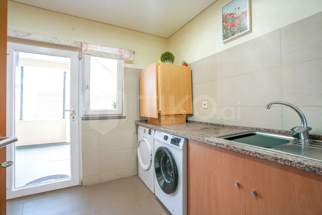 Moradia T3 para Venda em Charneca de Caparica e Sobreda Foto 41