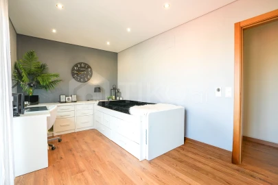 Moradia T3 para Venda em Charneca de Caparica e Sobreda