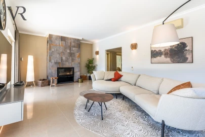Moradia T5 para Venda em Alte