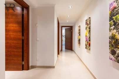 Moradia T5 para Venda em Alte