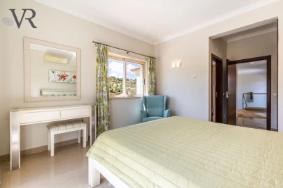 Moradia T5 para Venda em Alte