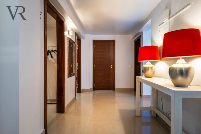 Moradia T5 para Venda em Alte