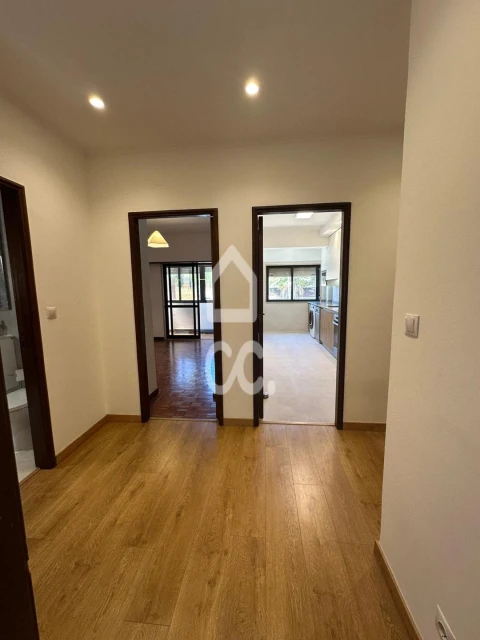 Apartamento T3 para Arrendamento em Loures