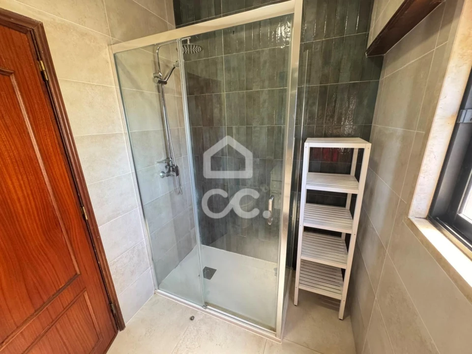 Apartamento T3 para Arrendamento em Loures Foto 16