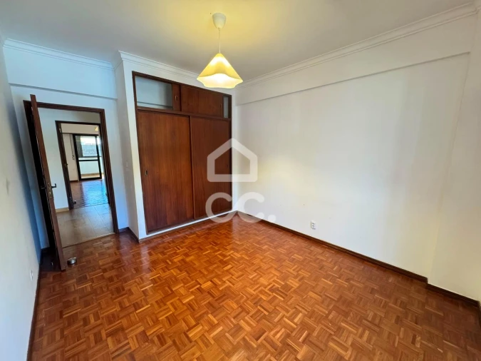 Apartamento T3 para Arrendamento em Loures Foto 11