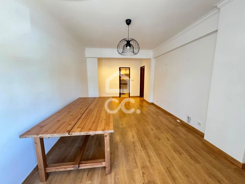 Apartamento T3 para Arrendamento em Loures Foto 8