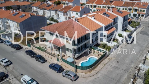 Moradia T3 para Venda em Azeitão (São Lourenço e São Simão)