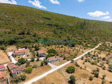 Moradia T2 para Venda em Serro Ventoso