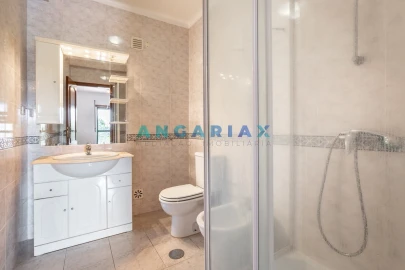 Apartamento T3 para Arrendamento em Marrazes e Barosa