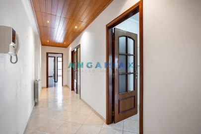Apartamento T3 para Arrendamento em Marrazes e Barosa