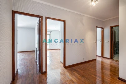 Apartamento T3 para Arrendamento em Marrazes e Barosa