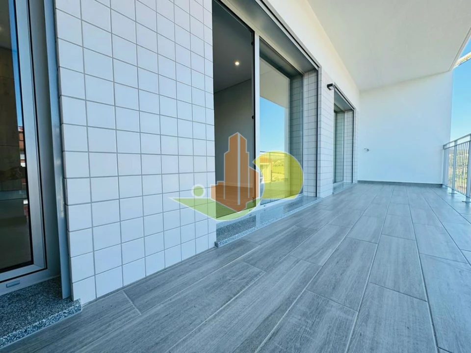 Apartamento T1 para Venda em Tavarede Foto 8