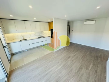 Apartamento T1 para Venda em Tavarede
