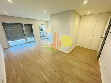 Apartamento T1 para Venda em Tavarede