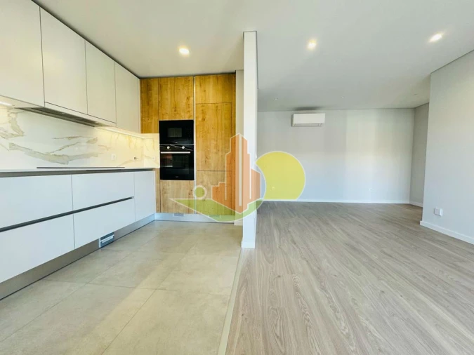 Apartamento T1 para Venda em Tavarede Foto 2