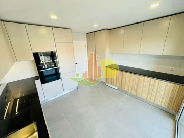 Apartamento T2 para Venda em Tavarede