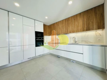 Apartamento T2 para Venda em Tavarede