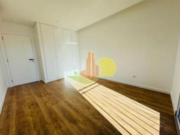 Apartamento T2 para Venda em Tavarede