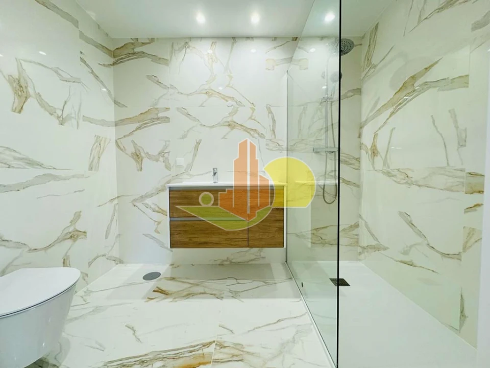 Apartamento T2 para Venda em Tavarede Foto 13