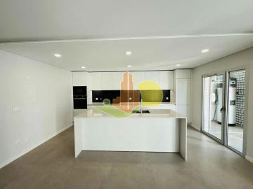 Apartamento T3 para Venda em Tavarede